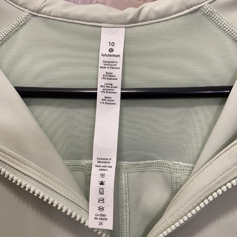 Jacket - Picture 2 of 4